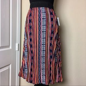 NWT LuLaRoe NAVY Jill Accordion Skirt!